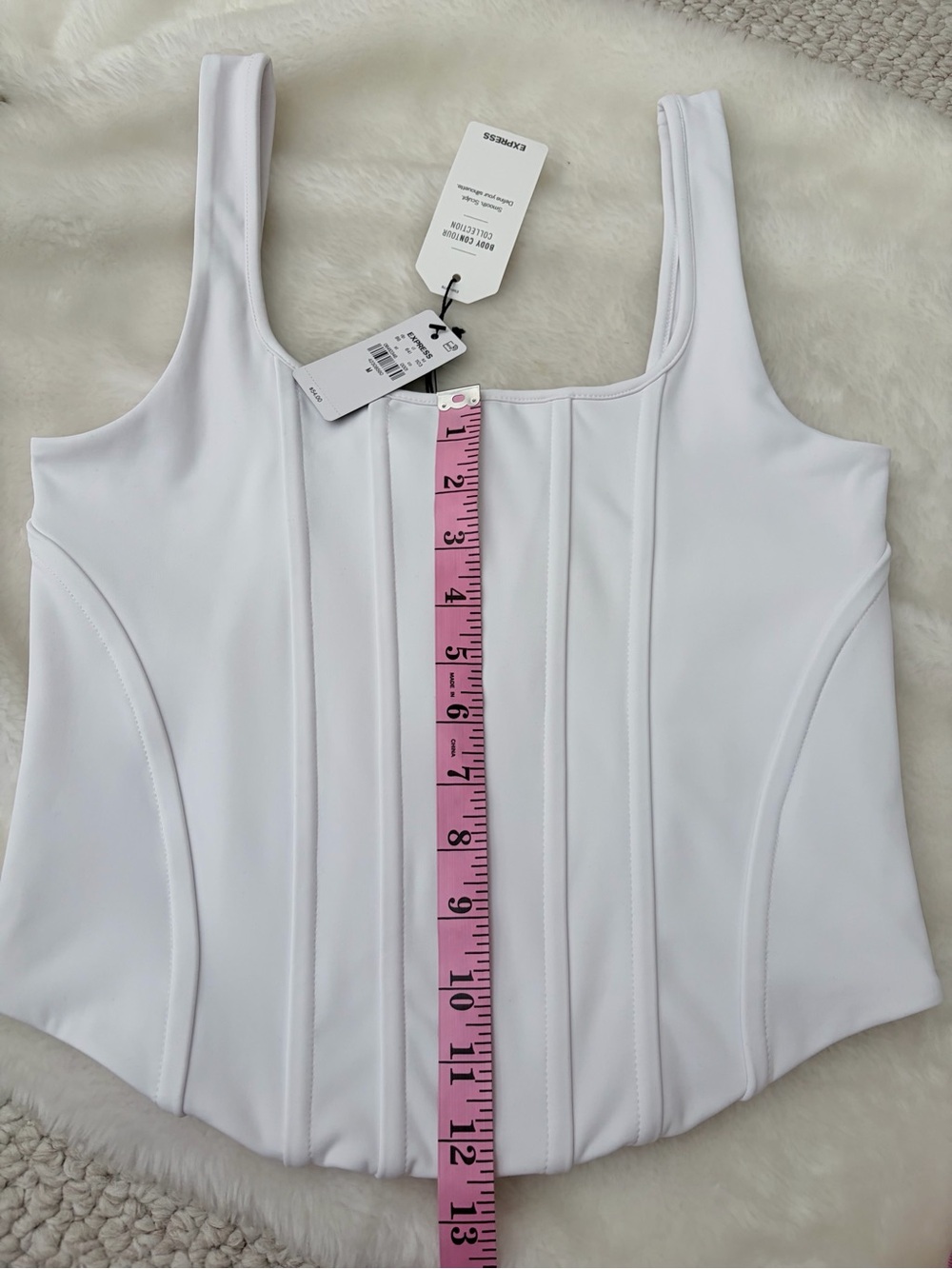 Express Body Contour High Compression
Corset Cropped Tank - Picture 5 of 8